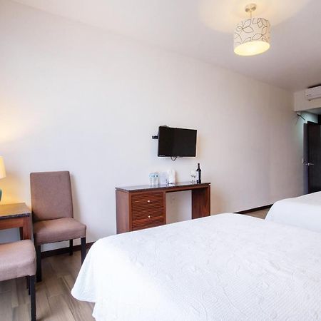 BLAZE Hotel&Suites Puerto Vallarta Esterno foto
