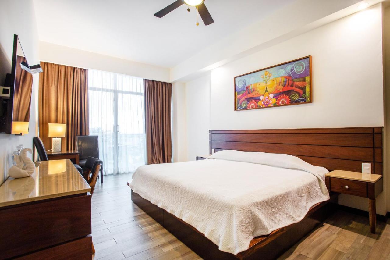 BLAZE Hotel&Suites Puerto Vallarta Esterno foto