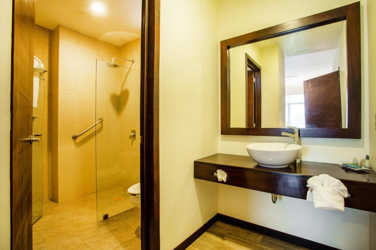 BLAZE Hotel&Suites Puerto Vallarta Esterno foto